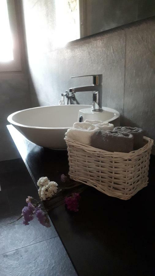 Pardines Cal Dalmau Apartaments Atic מראה חיצוני תמונה